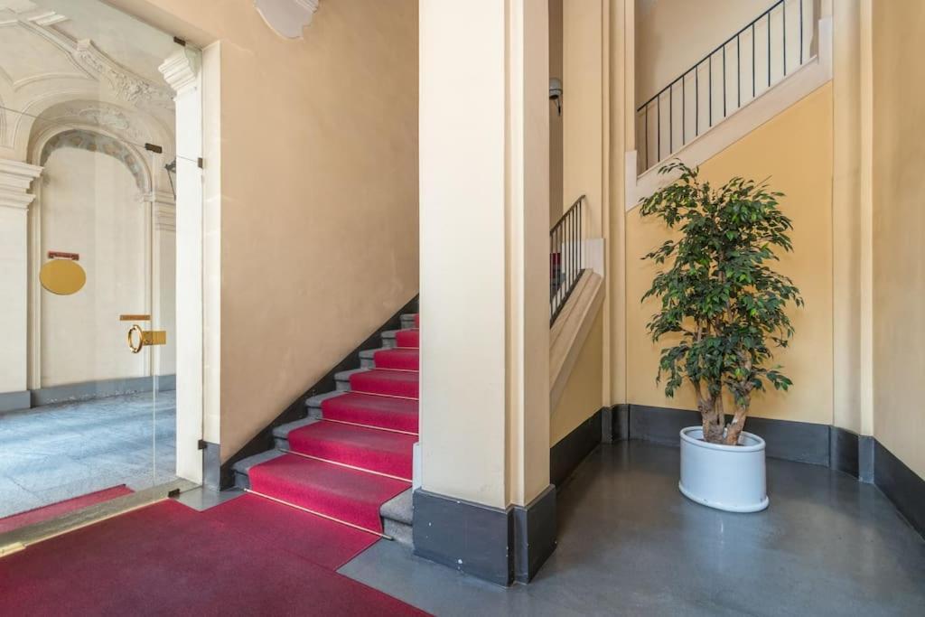 Loft Luxury - Piazza Castello Porta Susa Turín Exterior foto